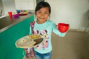 PAE alcanza 82 % de cobertura y beneficia a 5,6 millones de estudiantes