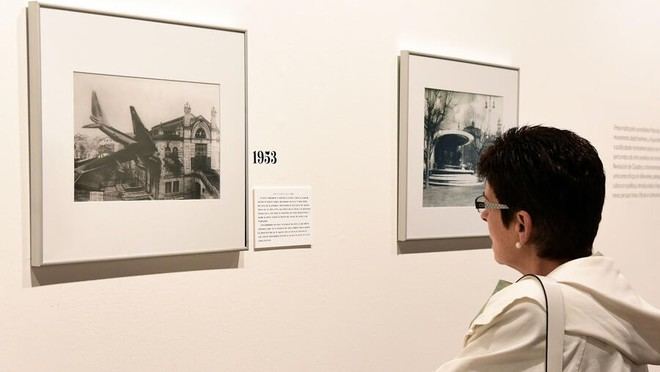Exposición de fotomontajes de Augusto Pacheco en el Colexio de Fonseca