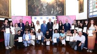 Beneficiarios de las Bolsas Santander reciben sus credenciales en la USC