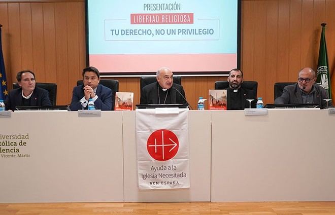 Informe destaca que las mujeres son el principal objetivo de la persecución religiosa
