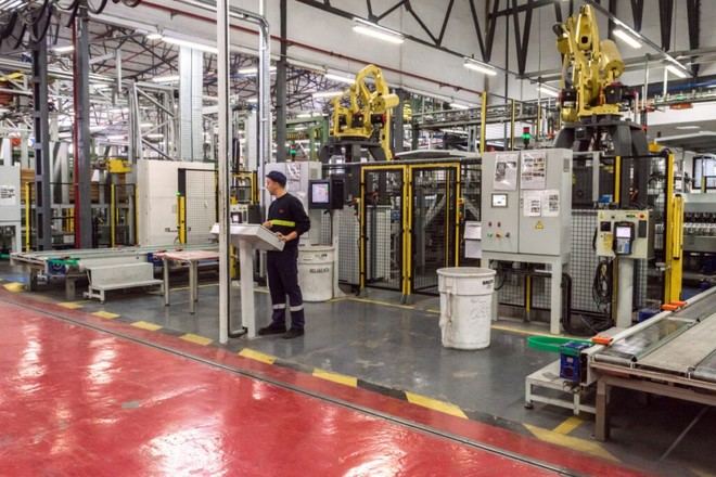 Convocatoria de beca en diseño mecánico de envases en la UPCT