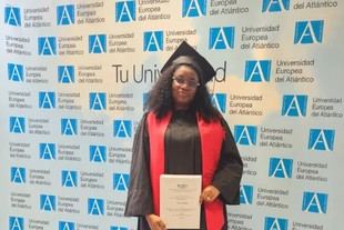 Estudiante de FUNIBER logra su doctorado en Educación en México tras defender su tesis en España