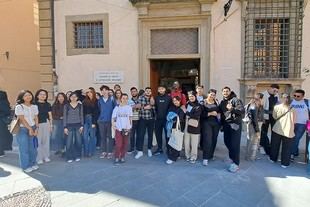 Bienvenida a los estudiantes internacionales en la Universidad de Pisa