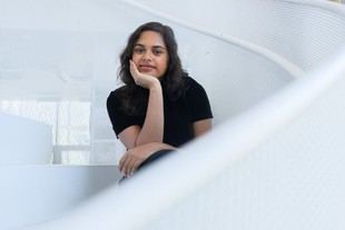 Investigadora del MIT fusiona música y neurociencia para innovaciones en salud mental