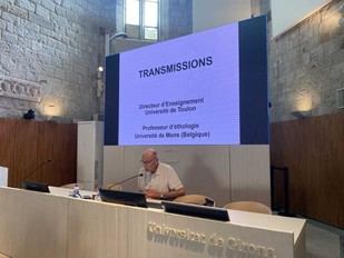 Boris Cyrulnik ofrece las primeras lecciones del curso en la UdG