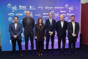 Buruaga se compromete a apoyar a emprendedores y fomentar la inversión en Torrelavega