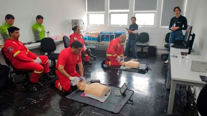 PUCP avanza para ser centro oficial de entrenamiento AHA en Perú