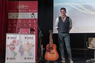 Carlos Vives expresa su orgullo hispanoamericano en los Cursos de Verano