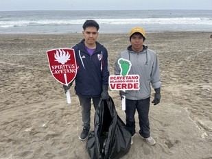 Cayetano Heredia lidera jornadas de limpieza de playas para promover la conciencia ambiental estudiantil