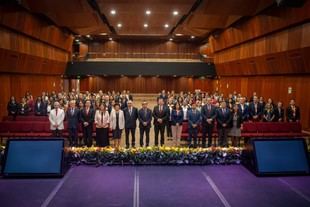 Cayetano Heredia premia a colegios que destacan en excelencia académica en Perú