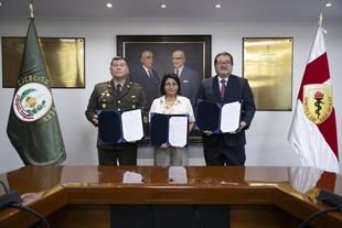Cayetano Heredia y Ejército del Perú firman convenio en veterinaria