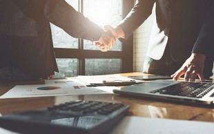FDM adquiere CCS Insight para ampliar su oferta en datos del mercado de telecomunicaciones