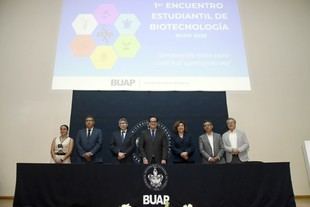 BUAP inaugura el Primer Encuentro Estudiantil de Biotecnología