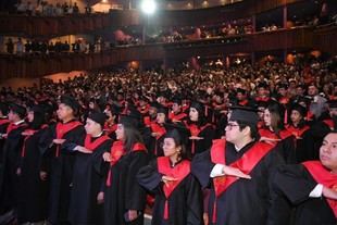 UNACH celebra graduación de la Licenciatura en Derecho 2020-2025