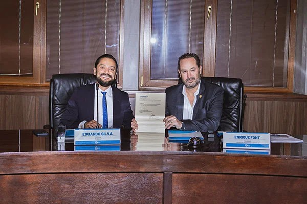 FUNIBER y la Cámara de Industria de Guatemala firman convenio para impulsar la educación y el sector empresarial