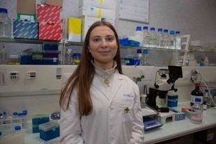 Clara Mas fortalece su formación científica en Chicago con el programa CEU