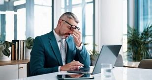 La ansiedad por sobrepago afecta la salud mental de los profesionales
