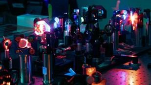 Nuevos ordenadores ultrarrápidos controlados por luz