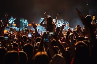 Conectividad satelital asegura el éxito de festivales en zonas remotas