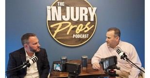 Michael Saile y Dr. Lee Picariello analizan el impacto psicológico de las lesiones invisibles en un nuevo podcast