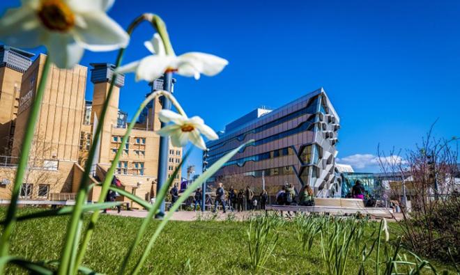 Coventry University Group revoluciona la gestión tecnológica del profesorado con Lenovo TruScale DaaS