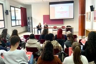 CRUE exige financiamiento para el nuevo Estatut del Becari