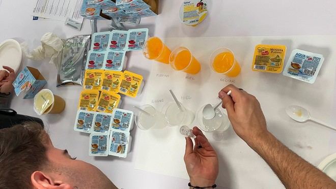 CUHMED promueve la humanización en cuidados neurodegenerativos durante la Semana de la Ciencia