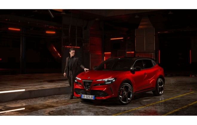 Alfa Romeo Junior y Pedro Alonso regresan en el nuevo capítulo de «Learn to Love Again»