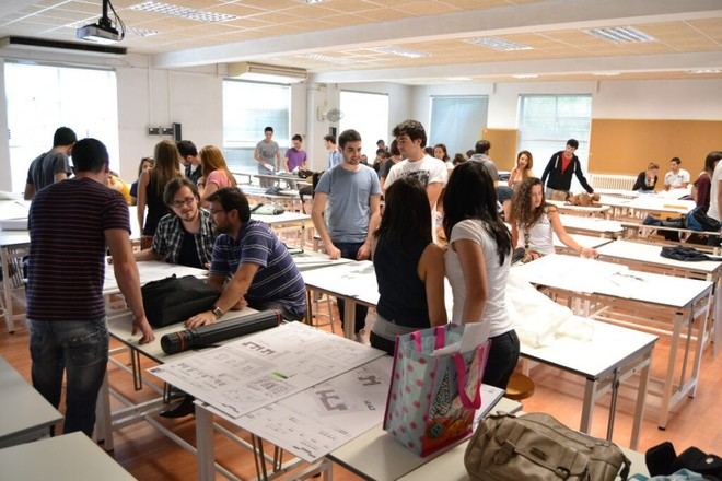 Cursos de Matemáticas y Física para facilitar la adaptación de nuevos estudiantes en la UPCT