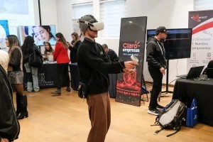 Expertos analizan desafíos de la inteligencia artificial en Cyber Summit