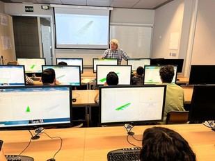 Taller de divulgación científica en la UPV sobre ingeniería civil y creatividad juvenil