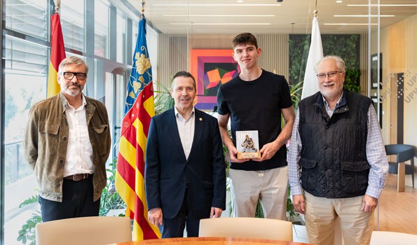Sergio de Larrea, nombrado Deportista de Honor UPV 2025