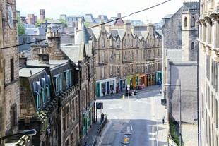 Los españoles optan por destinos internacionales en Semana Santa 2026 con grandes ahorros en vuelos