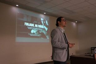 Conferencia resalta el equilibrio físico y mental en deportes de combate