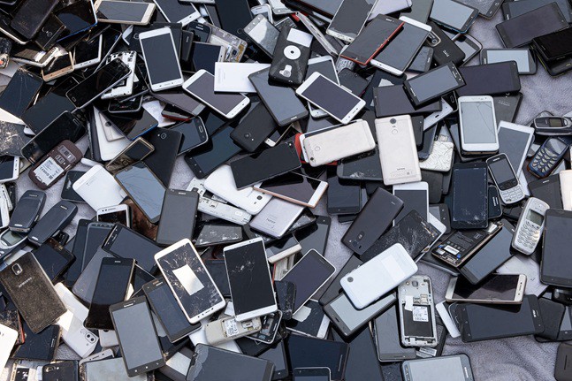 Deutsche Telekom ofrece oro por reciclar teléfonos móviles viejos