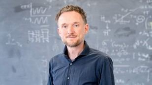 Premio Leibniz 2026 para el físico Frank Pollmann por su investigación en la materia cuántica