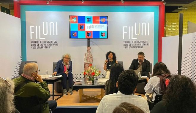 Directora de Biblioteca Anáhuac destaca en FILUNI 2025 sobre bibliotecas