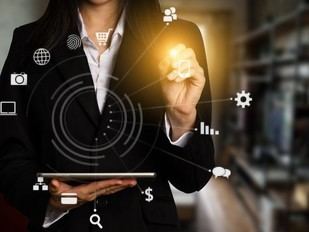 Lanzan talleres gratuitos sobre IA para mejorar negocios en Las Rozas