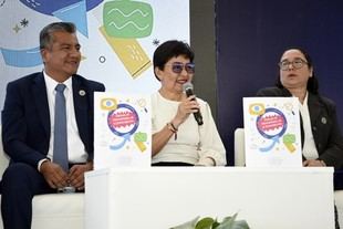 Presentan libro sobre metodología de la investigación en Acajete