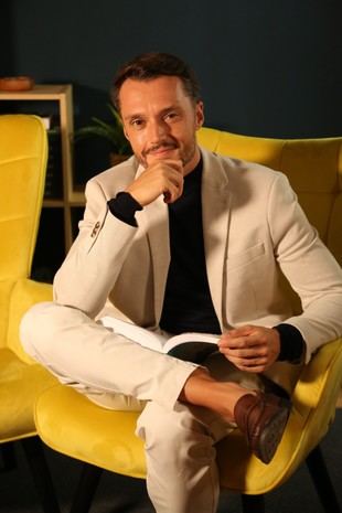 Manifestadores transforma el desarrollo personal en el mundo hispanohablante