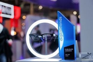 iFLYTEK lanza sus innovadoras gafas con IA y el micrófono de interpretación en MWC26