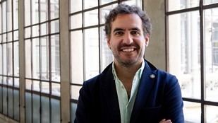 Premian al profesor Alberto García-Basteiro por su investigación en tuberculosis