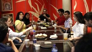 Docentes y estudiantes celebran el Día Mundial de la Filosofía