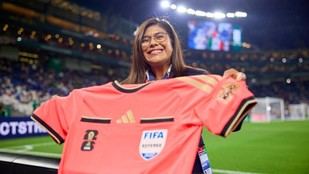 Yudilia Briones, egresada de la UANL, brilla en el Mundial 2026 como oficial de árbitros de la FIFA