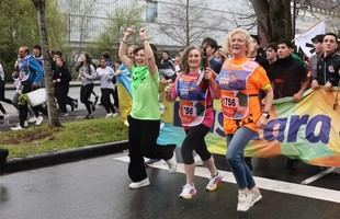 La EHU participa en la Korrika 2026 para promover el euskera