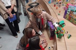 El 81% de los médicos advierte sobre el aumento de problemas en el desarrollo infantil por el uso excesivo de pantallas