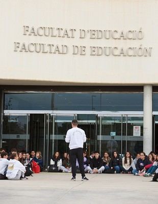 Estudiantes de CAFD de la UA exigen una ley que proteja sus profesiones en el deporte