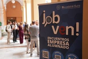 Encuentro de Empleo para Estudiantes de Empresariales y Turismo en Huelva