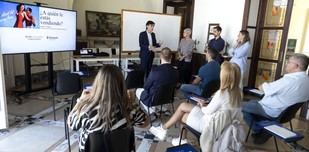 Colaboración entre el Ayuntamiento de Benicàssim y la Universidad CEU para apoyar a comerciantes y pymes