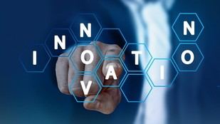 València y IBM impulsan la formación digital para mejorar la empleabilidad